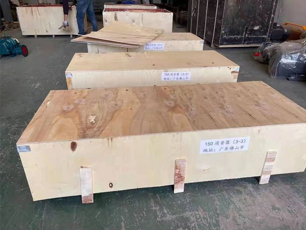 开工啦！发往佛山XQSSR150罗茨鼓妖精视屏黄色软件 30KW4台(图2)